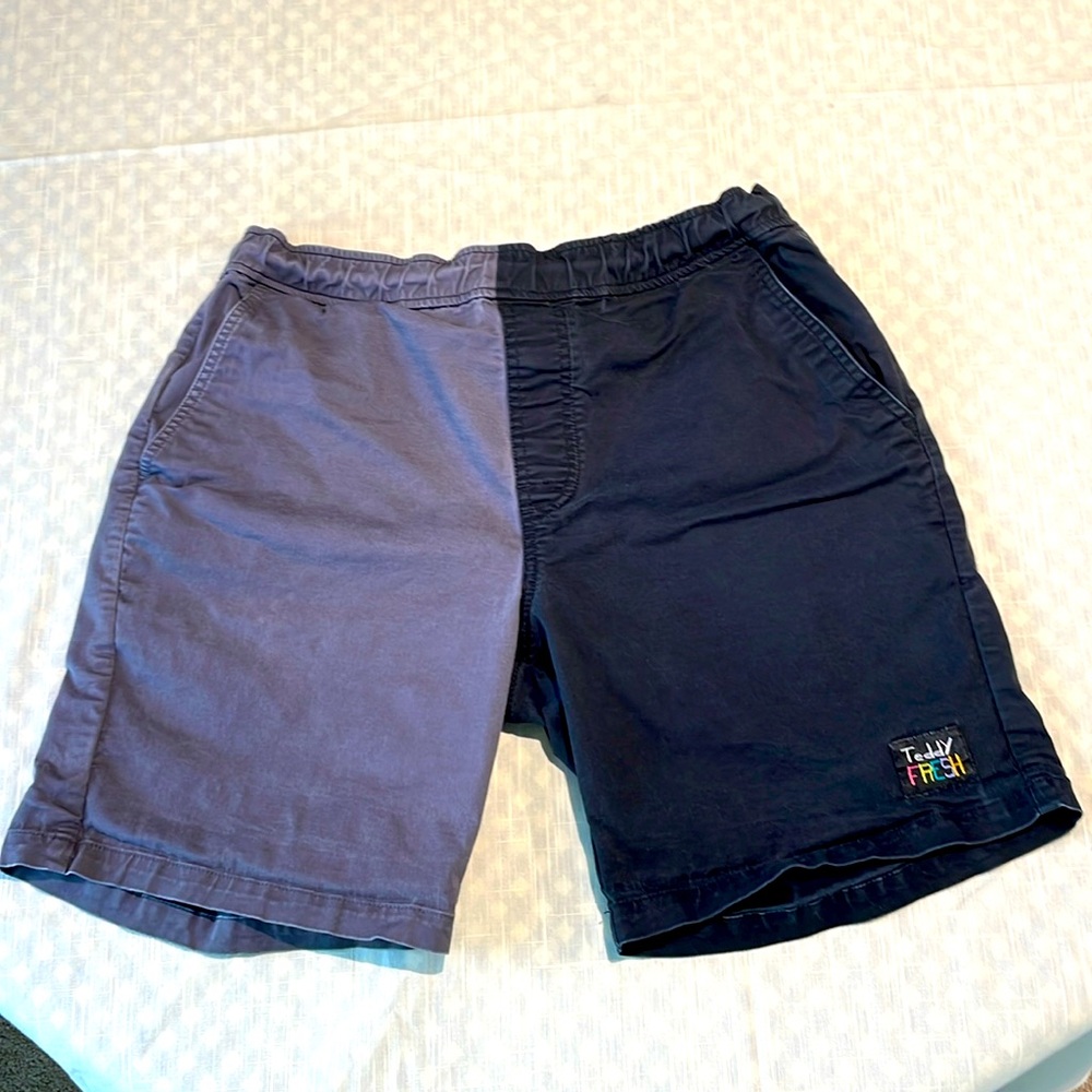Teddy Fresh cotton color block gray black shorts Medium